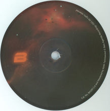 Load image into Gallery viewer, Bass Junkie : Sub Sonic Survivor (2x12", Album, Whi)