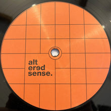 Load image into Gallery viewer, Hexagon Seam : Foray (12")