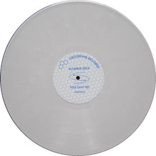 Load image into Gallery viewer, Accelera Deck / Sonic Fracture : Kiss Burn EP / The Flow EP (12", EP, Whi)