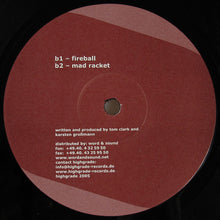 Load image into Gallery viewer, Magnetic Base : Fireball (12")