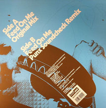 Load image into Gallery viewer, King Roc Featuring Little Minx : Feed On Me (12")