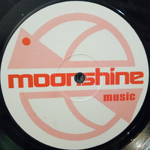 Load image into Gallery viewer, Keoki : Caterpillar (12")