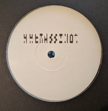 Load image into Gallery viewer, DJ Groov : It's Still Me (12")