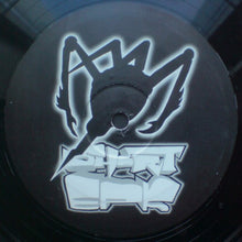 Load image into Gallery viewer, Fast Forward : L'Homme Aux Mille Visages (12")