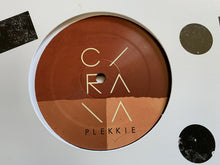Load image into Gallery viewer, Cyrana : Plekkie (12")
