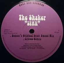 Load image into Gallery viewer, The Shaker : Star (12")