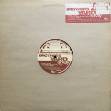 Load image into Gallery viewer, Brother's Yard : Arkay (12")
