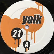 Load image into Gallery viewer, Chris Liberator &amp; Sterling Moss : Head Start / Move Along (12")
