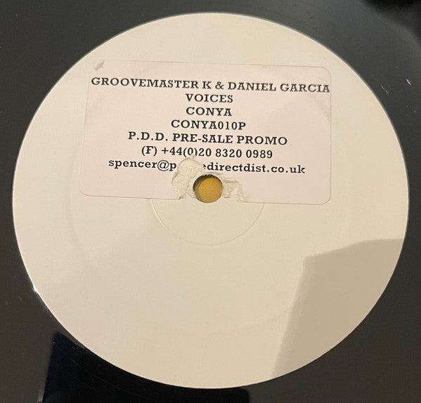 Groovemaster K. & Daniel Garcia : Voices (12