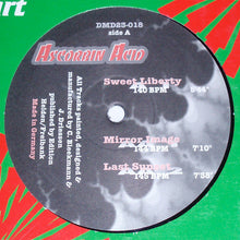 Load image into Gallery viewer, Ascorbin Acid : Sweet Liberty (12")
