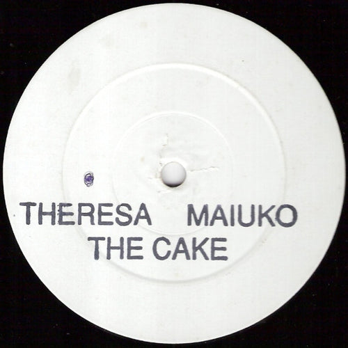 Theresa Maiuko : The Cake (12