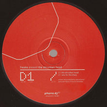 Load image into Gallery viewer, Freaks : The Shrunken Head (2x12")
