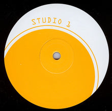 Load image into Gallery viewer, Studio 1 : Gelb (12", RE)
