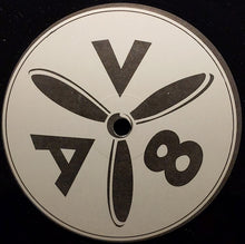 Load image into Gallery viewer, Crooklyn Clan : 2 Minute Bangaz EP (12&quot;, EP)
