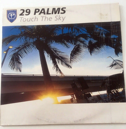 29 Palms : Touch The Sky (12