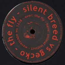 Load image into Gallery viewer, Silent Breed vs Gecko : The Fly (12")
