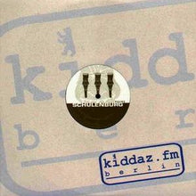 Load image into Gallery viewer, Schulenburg : Round (12")
