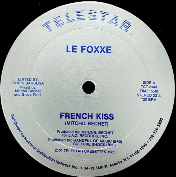 Le Foxxe : French Kiss (12