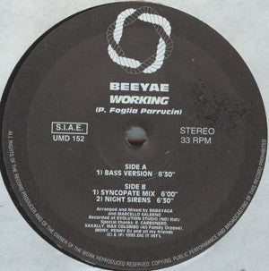 Beeyae : Working (12