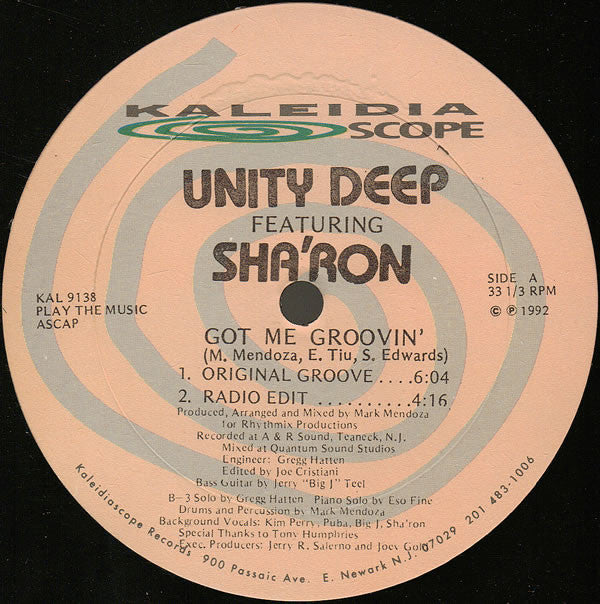 Unity Deep Featuring Sha'ron : Got Me Groovin' (12
