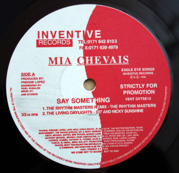 Mia Chevais : Say Something (12
