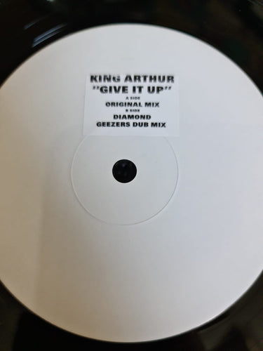 King Arthur : Give It Up (12