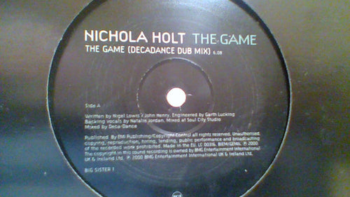 Nichola Holt : The Game (12