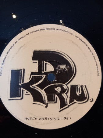 D Kru : Stressing Me (12
